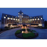 The Hotel Roanoke & Conference Center, Curio by Hilton