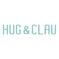 Hug & Clau